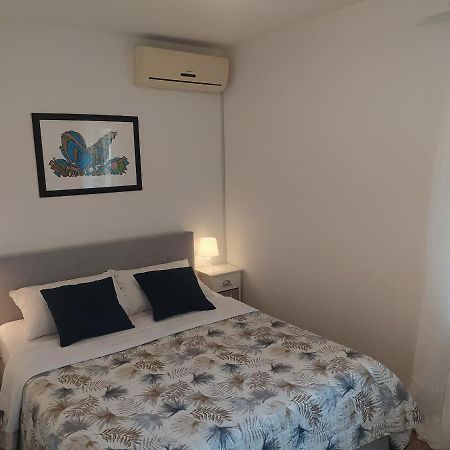 Apartment & Rooms Poppy Rose Zadar Bagian luar foto