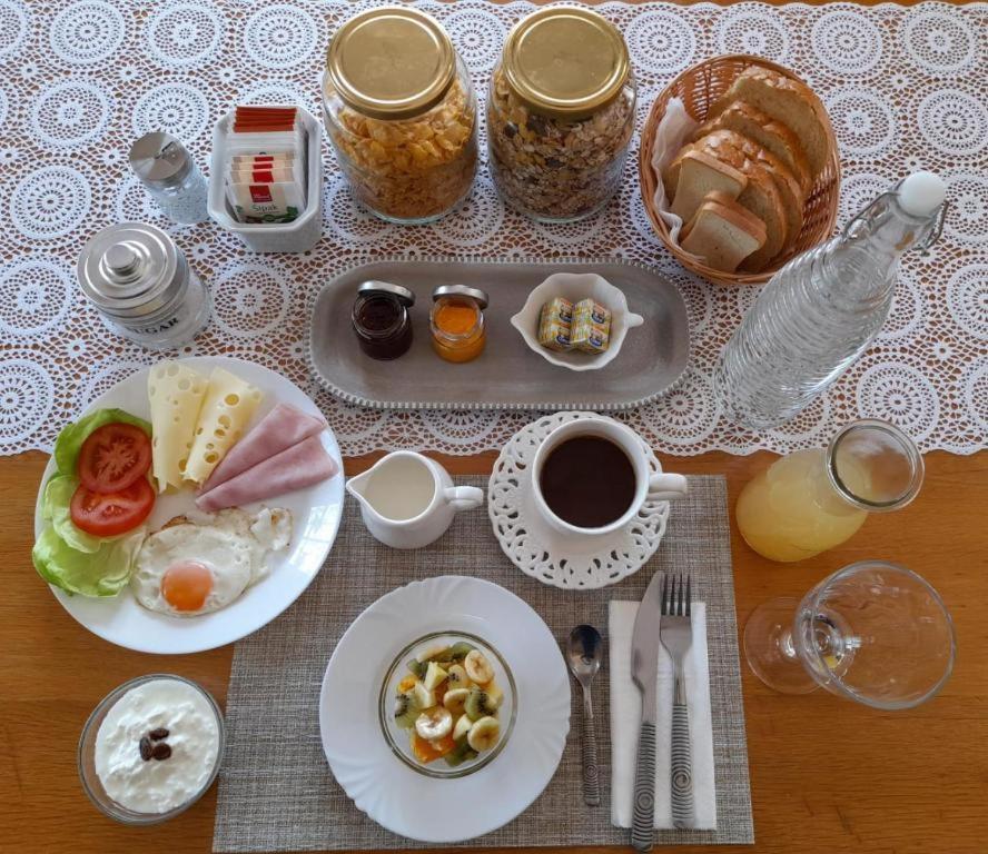 Apartment & Rooms Poppy Rose Zadar Bagian luar foto