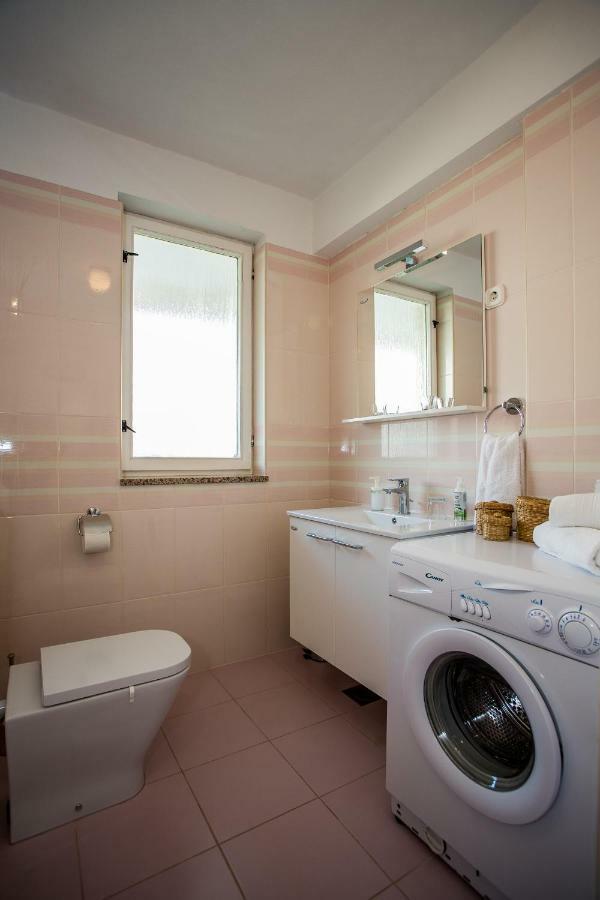 Apartment & Rooms Poppy Rose Zadar Bagian luar foto