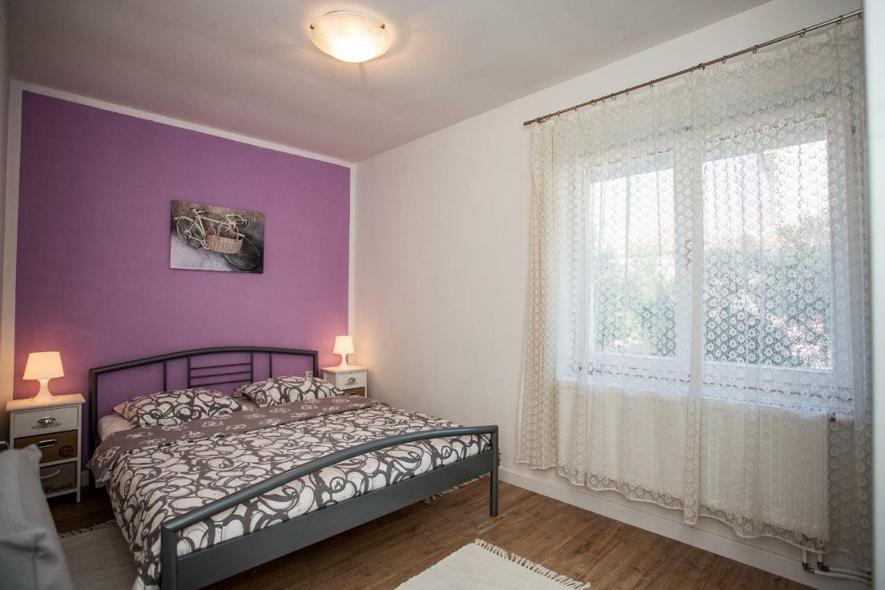 Apartment & Rooms Poppy Rose Zadar Bagian luar foto